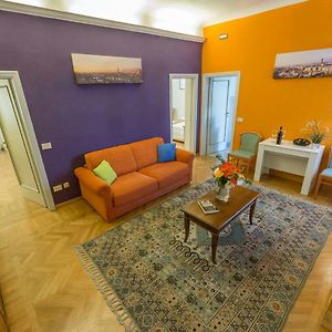 Paolo And Carlotta'S Home